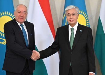 Касым-Жомарт Токаев с Президентом Венгрии Тамашем Шуйоком