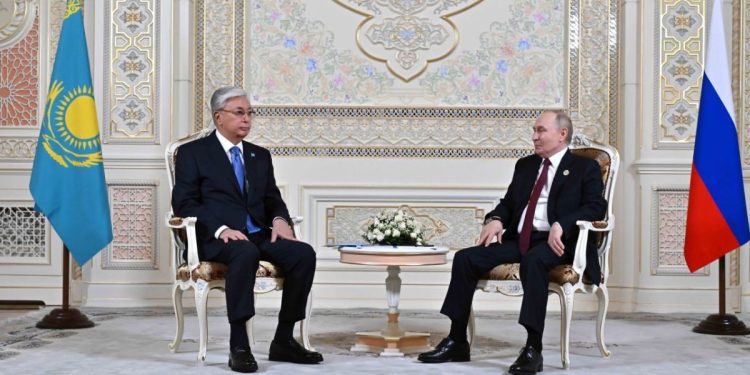 Токаев встретился с Путиным