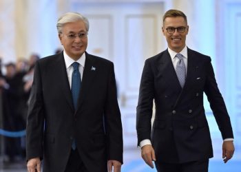 В Акорде прошла торжественная церемония встречи Президента Финляндской Республики Александра Стубба