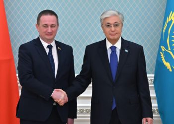 Касым-Жомарт Токаев провёл встречу с Премьер-министром Беларуси Александром Турчиным