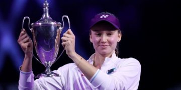 Елена Рыбакина