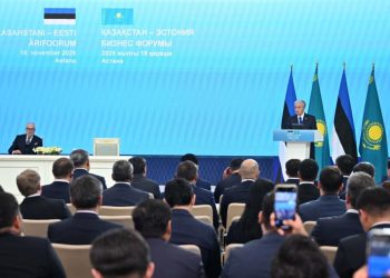 Касым-Жомарт Токаев и Алар Карис выступили на казахско-эстонском бизнес-форуме