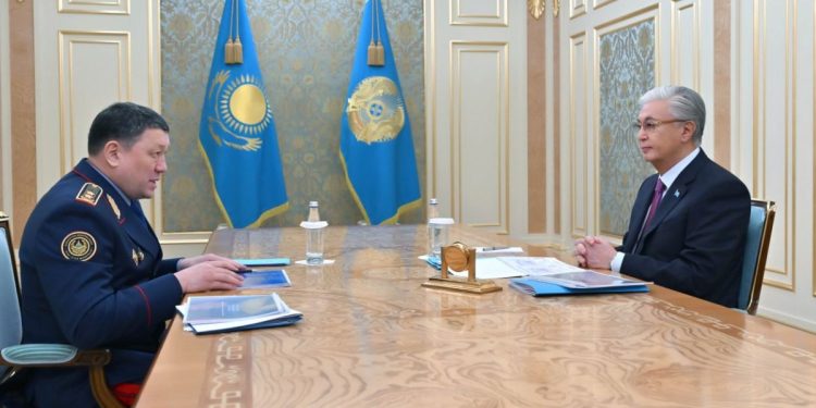 Касым-Жомарт Токаев принял министра внутренних дел Ержана Саденова