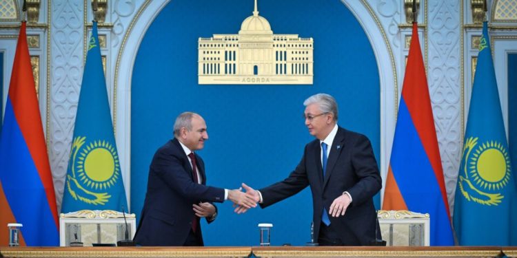 Токаев и Пашинян