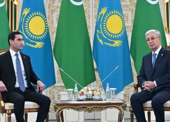 Главы Казахстана и Туркменистана
