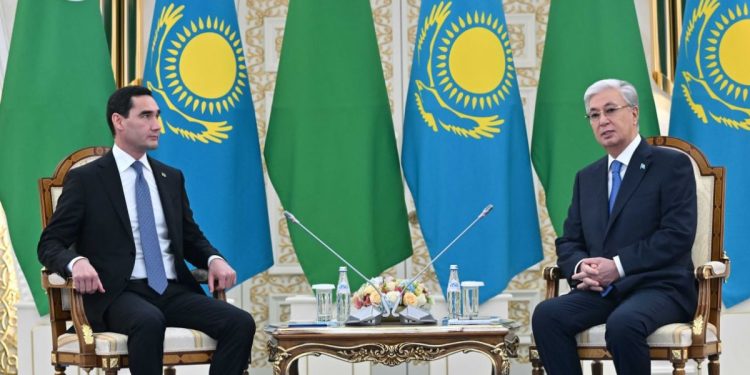 Главы Казахстана и Туркменистана