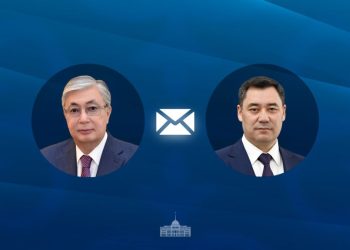асым-Жомарт Токаев направил поздравление главе Кыргызстана Садыру Жапарову