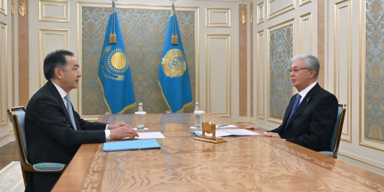 Касым-Жомарт Токаев принял председателя Коллегии Евразийской экономической комиссии Бакытжана Сагинтаева