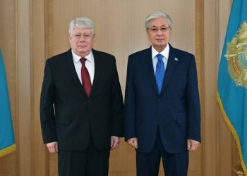 Касым-Жомарт Токаев провёл встречу с послом Российской Федерации в Казахстане Алексеем Бородавкиным