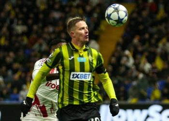 «Кайрат» «Олимпиакосу»