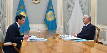 Касым-Жомарт Токаев председателя совета директоров Qarmet Андрея Лаврентьева