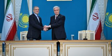 Токаев и Пезешкиан