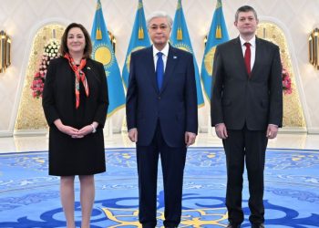Токаев принял верительные грамоты послов США и Болгарии